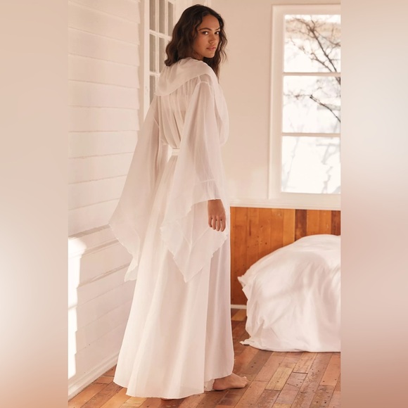 Kat the Label Bella Maxi Robe - Picture 2 of 3